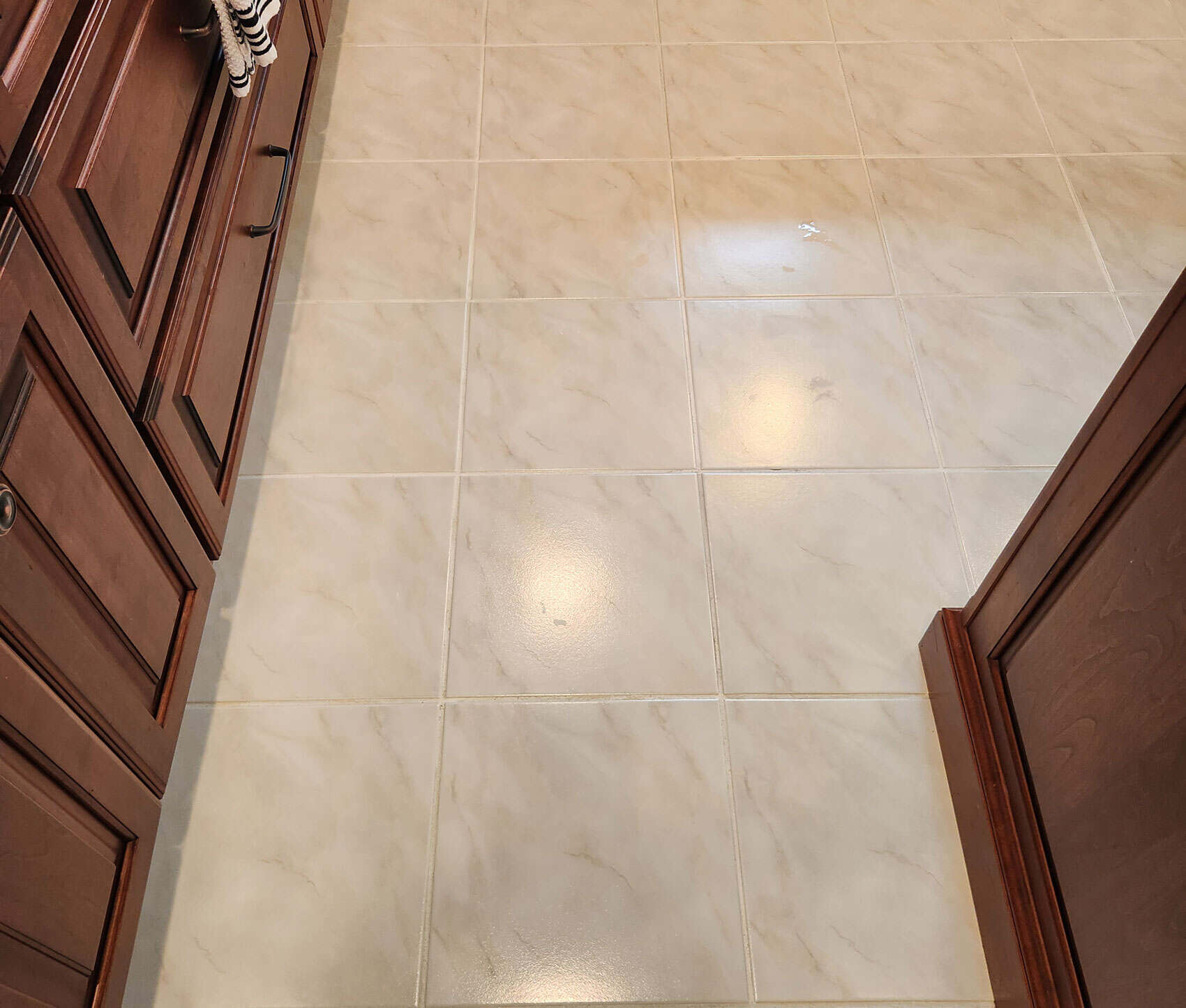 Before and after tile cleaning example